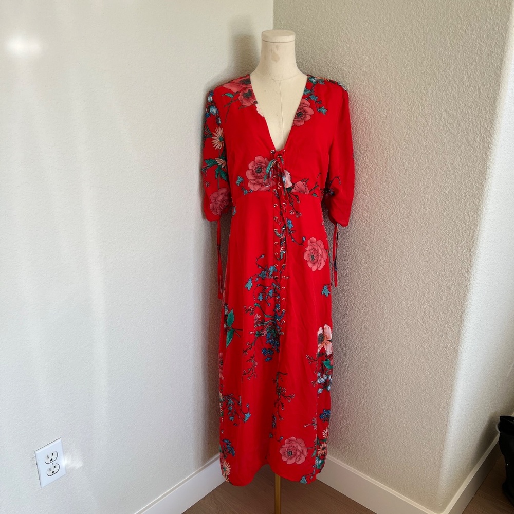 The Room Red Floral Lace-Up Front Midi Dress Size L